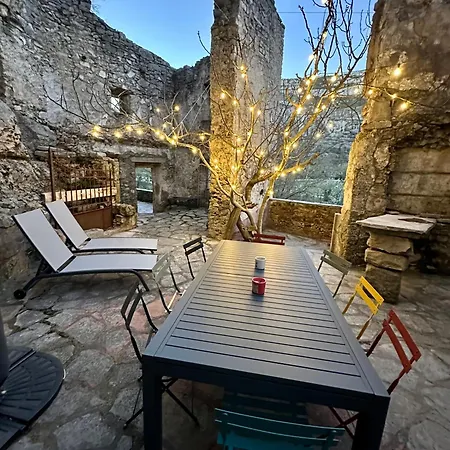 Holiday home Maison Vue Panoramique Au Cirque De Navacelles Blandas